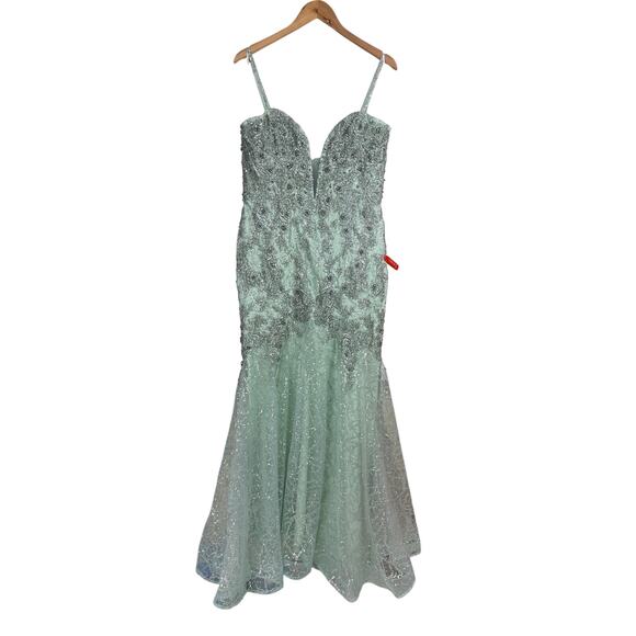 Mac Duggal NWT Green Embellished Sleeveless Plunge Neck Trumpet Gown Size 10 - Picture 3 of 12